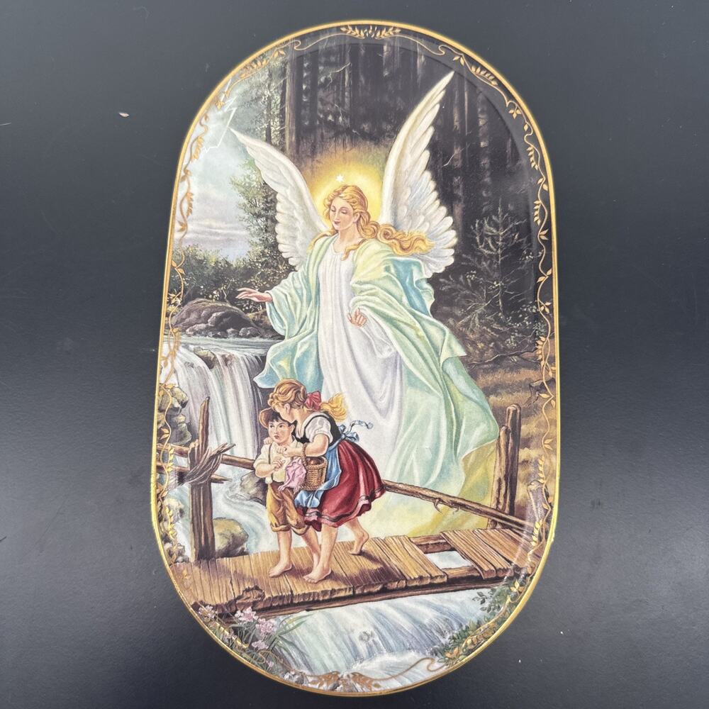 1995 BRADFORD EXCHANGE GERMANY PORCELAIN OVAL PLATE GUARDIAN ANGEL 9 X 5